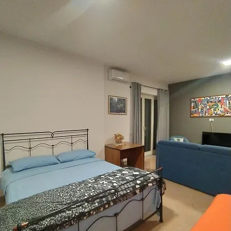 Fotia * Giugliano In Campania